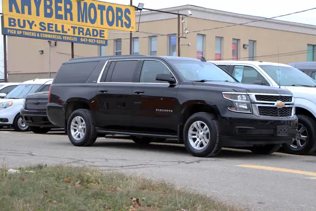 2016 Chevrolet Suburban LS 4x4 1-Owner Certified 2 Year W