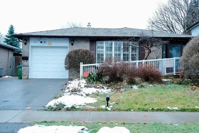 2-Bedroom Basement Apartment for Rent -utility all included it