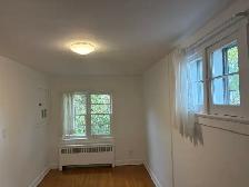 Spacious 3 Bedroom House to Rent - Photo 8