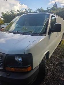 2005 gmc savana extended cargo van - Photo 3