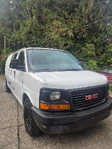 2005 gmc savana extended cargo van - Photo 5