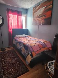 NE Room for Rent - Photo 2