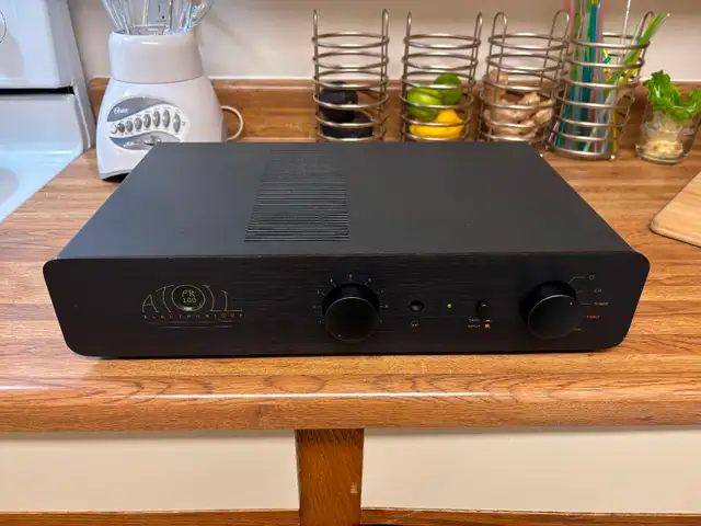 ATOLL PR 100 Pre amp