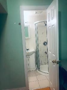 1 br with private bathroom  in the B1for rent from dec.1,2026 - Photo 3