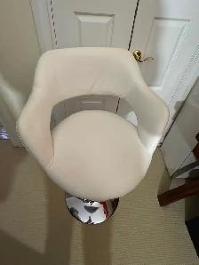 Barstool / white with chrome - Photo 2