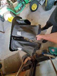 Ensemble ramasse feuille ou gazon pour tracteur - Photo 4