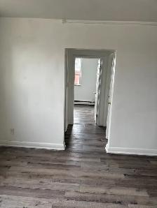 BEAUTIFUL AND SPACIOUS RENOVATED 2 BEDROOM FOR DEC 1 - Photo 6