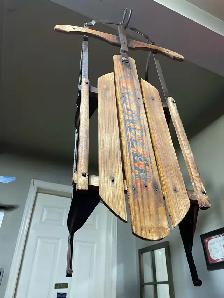 Antique Mid-Century 'Reindeer' Steerable Metal Runner Sled - Photo 2