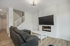 Better than new: 4 bed   bonus room home in Creekstone SW - Photo 4