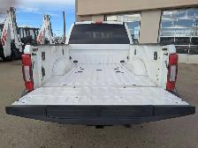 2022 Ford F-350 Limited 6.7L Diesel/Pano Sunroof/Touch Nav/Camer - Photo 9