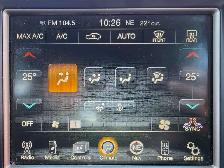 2014 Jeep Grand Cherokee Limited 4WD  Nav / Sunroof / Leather / - Photo 30