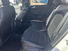 2024 Ford Escape PLUG IN HYBRID LOCAL TRADE LOW KMS - Photo 18