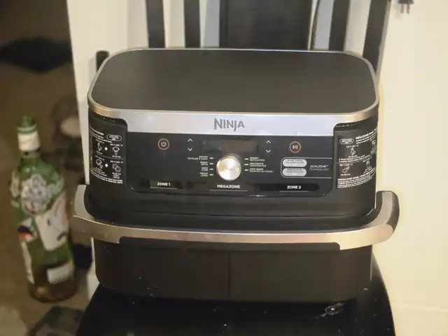 New NINJA Air Fryer (Full Size)