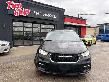 2023 Chrysler Pacifica Touring-L | Leather | Pwr Sliders | ACC | - Photo 5