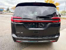 2023 Chrysler Pacifica Touring-L | Leather | Pwr Sliders | ACC | - Photo 7