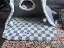 tent bed for cat or dog