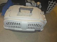 Cat Carrier - Photo 2