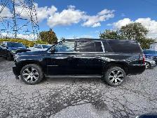 2018 Chevrolet Suburban LT - Photo 2