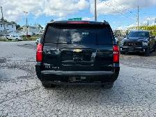 2018 Chevrolet Suburban LT - Photo 4