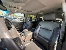 2018 Chevrolet Suburban LT - Photo 11