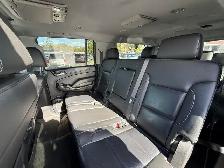 2018 Chevrolet Suburban LT - Photo 15