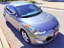 2014 Hyundai Veloster Base w/Red 3dr Hatchback - Photo 3