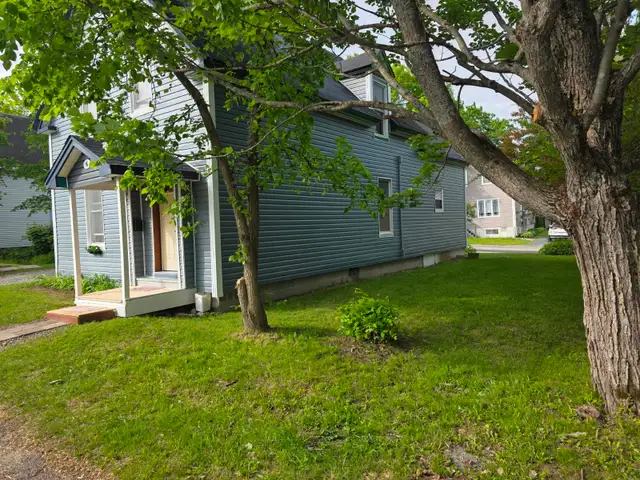Room for rent - Miramichi