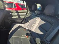 2025 GMC Terrain AWD Elevation - Photo 10