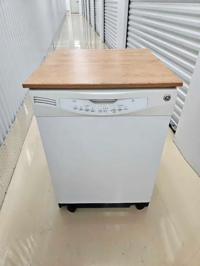 GE Portable Dishwasher - Will Deliver