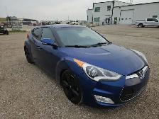 2016 Hyundai Veloster - Photo 2