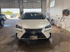2021 Lexus NX 300 - Photo 2