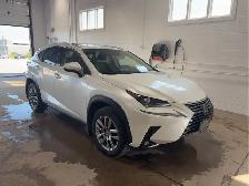 2021 Lexus NX 300 - Photo 3
