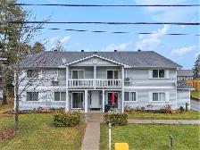 Kemptville - 2 Bed 1 Bath  $2200 Newly renovated