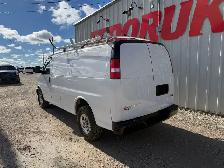 2019 GMC Savana G2500 Cargo - Photo 2