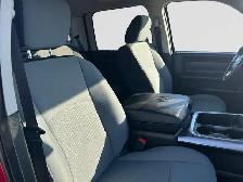 2023 Ram 1500 Classic Express Crew|3.6L V6|4x4|LOW KMS! - Photo 12