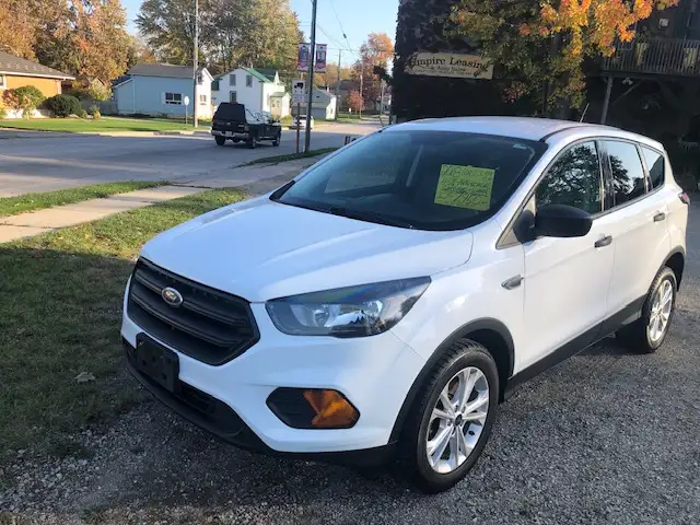 2018 FORD ESCAPE CERITIFIED, CARFAX, 3MTH WARRANTY $7950