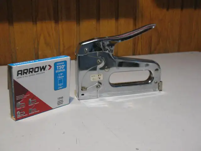 Light Duty and Heavy Duty Staplers