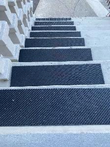 Rubber Exterior   Stair Treads