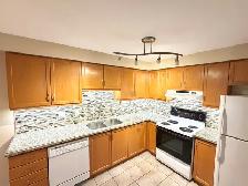 BEAUTIFUL END UNIT TOWNHOUSE FOR RENT - WOODBRIDGE - Photo 3
