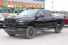 2026 Ram 2500 Black Express - Photo 3