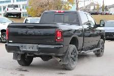 2026 Ram 2500 Black Express - Photo 7