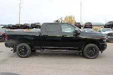 2026 Ram 2500 Black Express - Photo 8