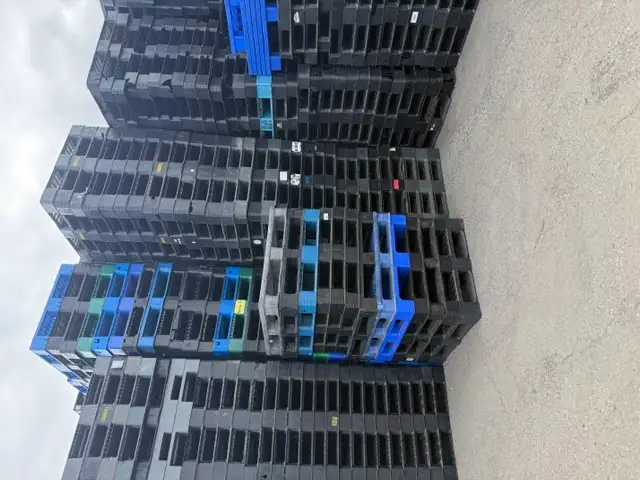bulk plastic pallet skid for sale 905-670-9049 toronto pallet