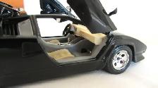 Vintage,  Black Lamborghini Countach - Photo 8