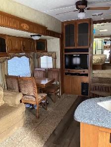 2010 Montana 2955RL - Photo 9