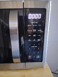 GREAT DEAL ON MICROWAVE & STAND - Photo 2
