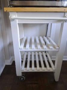 GREAT DEAL ON MICROWAVE & STAND - Photo 4