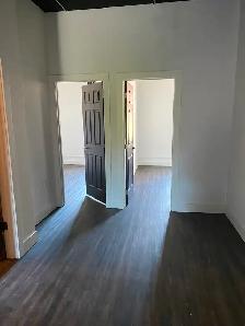 Two bedroom in Port Hope - Photo 4