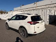 2018 Toyota RAV4 Hybrid XLE - Photo 3