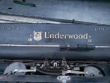 Underwood antique type wtiter - Photo 4